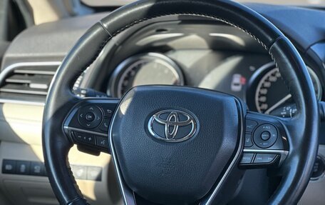 Toyota Camry, 2019 год, 3 250 000 рублей, 16 фотография