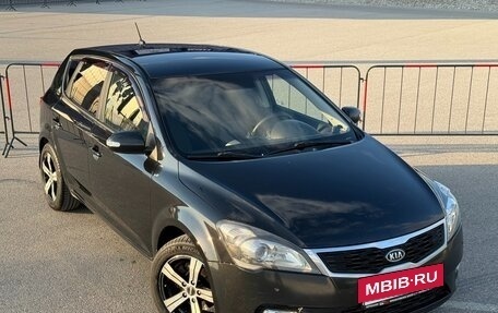 KIA cee'd I рестайлинг, 2011 год, 877 000 рублей, 3 фотография