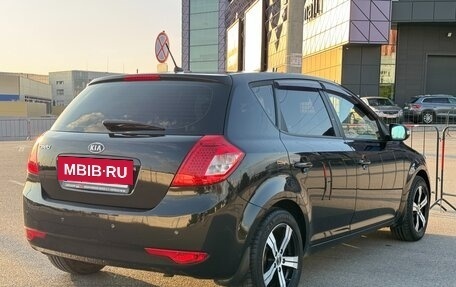 KIA cee'd I рестайлинг, 2011 год, 877 000 рублей, 23 фотография