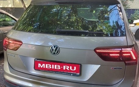 Volkswagen Tiguan II, 2020 год, 3 700 000 рублей, 8 фотография