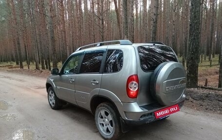 Chevrolet Niva I рестайлинг, 2012 год, 430 000 рублей, 7 фотография