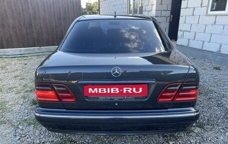 Mercedes-Benz E-Класс, 2000 год, 650 000 рублей, 6 фотография