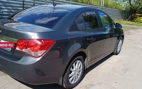 Chevrolet Cruze II, 2012 год, 730 000 рублей, 3 фотография