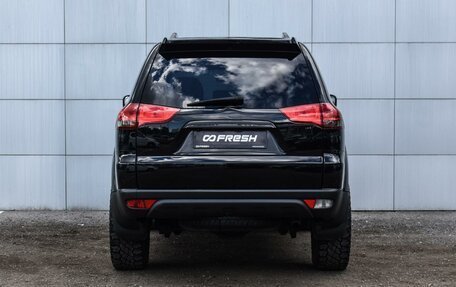 Mitsubishi Pajero Sport II рестайлинг, 2015 год, 2 399 000 рублей, 4 фотография