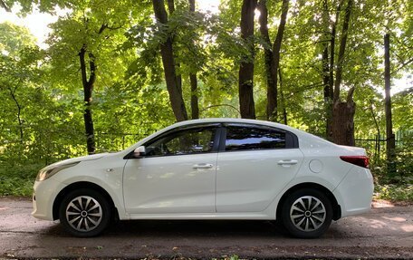 KIA Rio IV, 2017 год, 870 000 рублей, 4 фотография