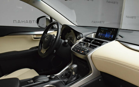 Lexus NX I, 2015 год, 2 699 000 рублей, 7 фотография