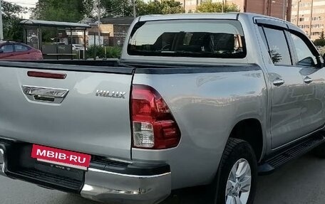 Toyota Hilux VIII, 2020 год, 3 900 000 рублей, 3 фотография