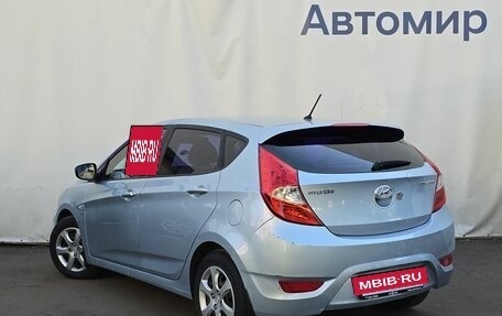 Hyundai Solaris II рестайлинг, 2012 год, 770 000 рублей, 7 фотография