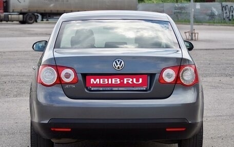 Volkswagen Jetta VI, 2010 год, 1 035 000 рублей, 11 фотография