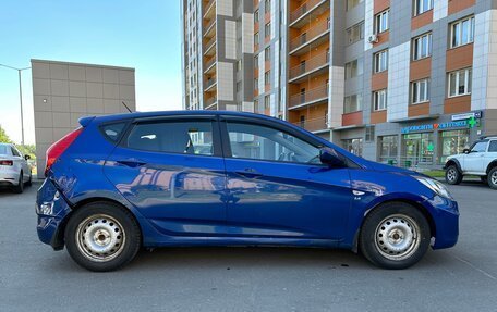 Hyundai Solaris II рестайлинг, 2012 год, 695 000 рублей, 5 фотография