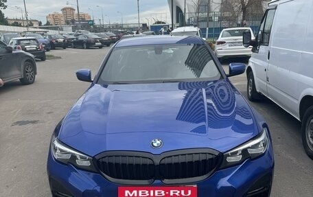 BMW 3 серия, 2019 год, 3 850 000 рублей, 1 фотография