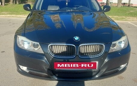 BMW 3 серия, 2011 год, 1 350 000 рублей, 4 фотография