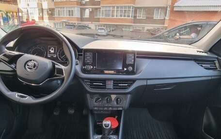 Skoda Rapid II, 2021 год, 1 800 000 рублей, 7 фотография