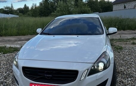 Volvo S60 III, 2011 год, 1 800 000 рублей, 2 фотография