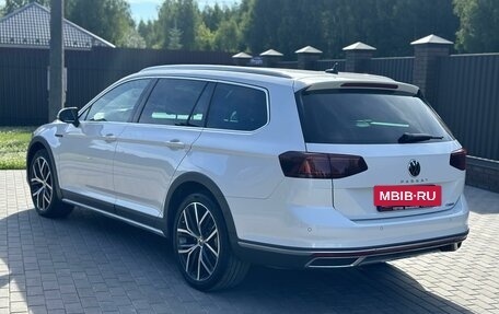 Volkswagen Passat B8 рестайлинг, 2021 год, 4 050 000 рублей, 7 фотография