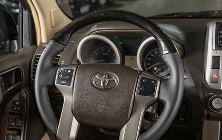 Toyota Land Cruiser Prado 150 рестайлинг 2, 2010 год, 2 500 000 рублей, 9 фотография