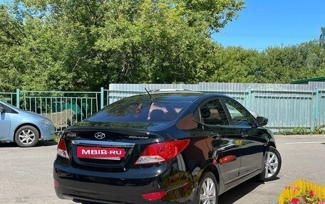 Hyundai Solaris II рестайлинг, 2011 год, 900 000 рублей, 6 фотография