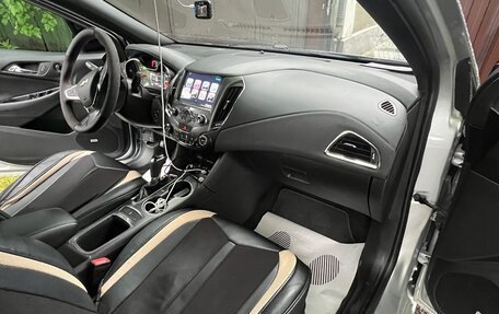Chevrolet Cruze II, 2017 год, 1 500 000 рублей, 6 фотография