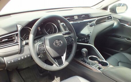Toyota Camry, 2020 год, 3 800 000 рублей, 16 фотография