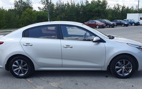 KIA Rio IV, 2017 год, 1 550 000 рублей, 6 фотография