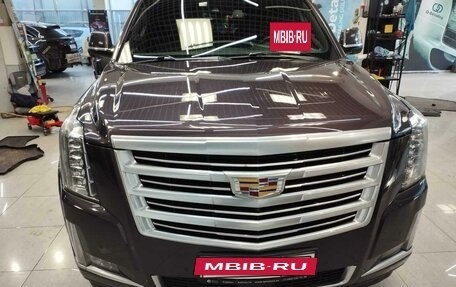 Cadillac Escalade IV, 2015 год, 4 200 000 рублей, 3 фотография