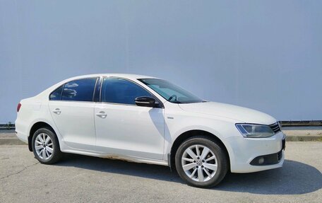 Volkswagen Jetta VI, 2013 год, 1 015 000 рублей, 4 фотография
