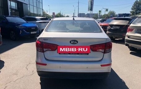 KIA Rio III рестайлинг, 2016 год, 1 089 000 рублей, 17 фотография