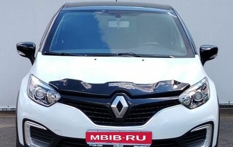 Renault Kaptur I рестайлинг, 2017 год, 1 557 000 рублей, 2 фотография