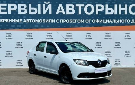 Renault Logan II, 2018 год, 570 000 рублей, 3 фотография