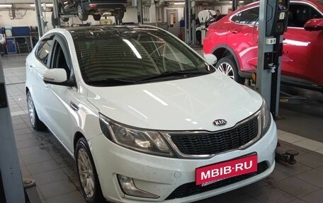 KIA Rio III рестайлинг, 2013 год, 776 970 рублей, 2 фотография