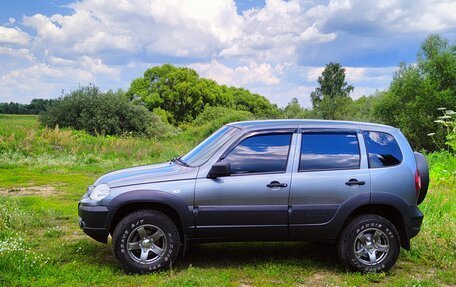 Chevrolet Niva I рестайлинг, 2019 год, 860 000 рублей, 1 фотография