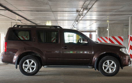 Nissan Pathfinder, 2011 год, 1 570 000 рублей, 6 фотография