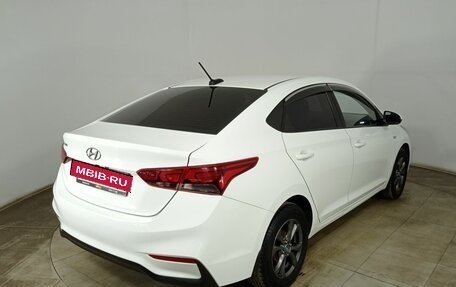 Hyundai Solaris II рестайлинг, 2018 год, 1 030 000 рублей, 5 фотография