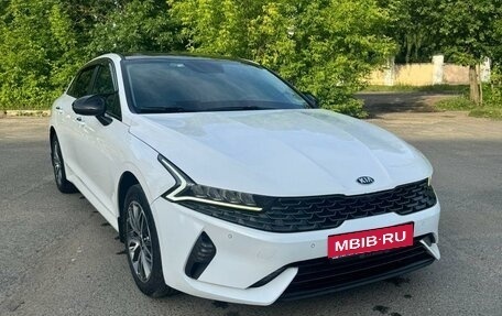 KIA K5, 2021 год, 2 300 000 рублей, 12 фотография