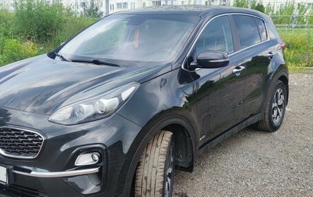 KIA Sportage IV рестайлинг, 2018 год, 2 399 000 рублей, 4 фотография