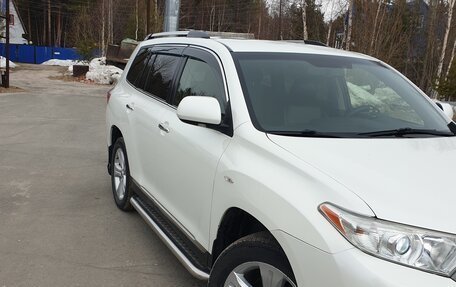 Toyota Highlander III, 2012 год, 2 450 000 рублей, 11 фотография