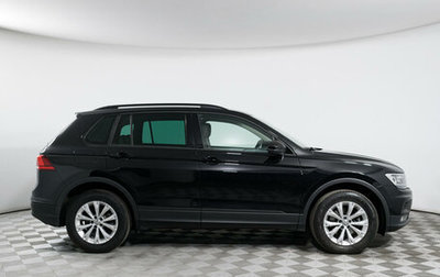 Volkswagen Tiguan II, 2019 год, 2 498 000 рублей, 1 фотография