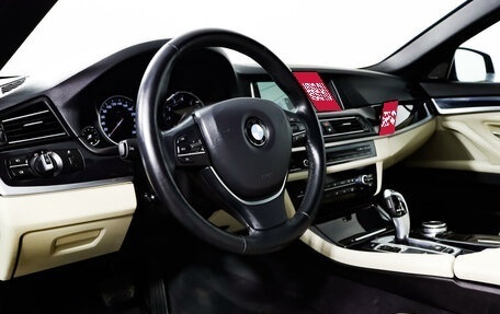 BMW 5 серия, 2015 год, 3 369 000 рублей, 13 фотография