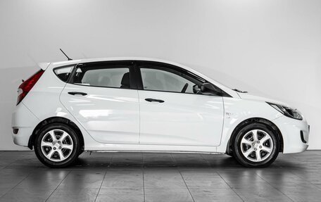 Hyundai Solaris II рестайлинг, 2013 год, 910 000 рублей, 5 фотография