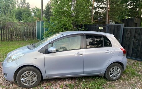 Toyota Vitz, 2009 год, 680 000 рублей, 7 фотография