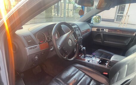 Volkswagen Touareg III, 2005 год, 900 000 рублей, 9 фотография