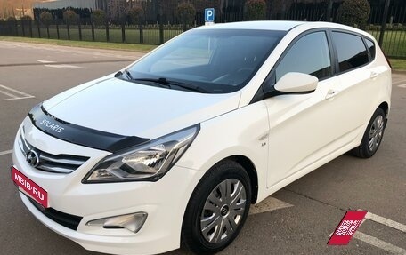 Hyundai Solaris II рестайлинг, 2015 год, 1 078 000 рублей, 15 фотография