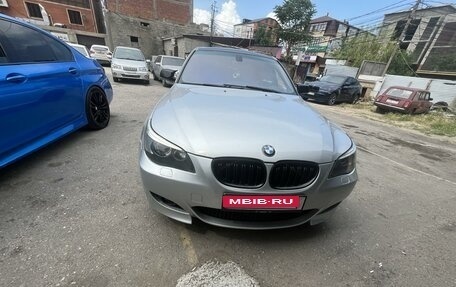 BMW 5 серия, 2004 год, 1 280 000 рублей, 1 фотография
