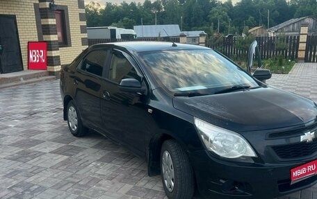 Chevrolet Cobalt II, 2013 год, 750 000 рублей, 1 фотография