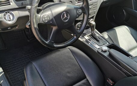 Mercedes-Benz C-Класс, 2010 год, 1 280 000 рублей, 6 фотография