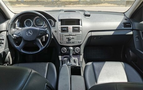 Mercedes-Benz C-Класс, 2010 год, 1 280 000 рублей, 7 фотография