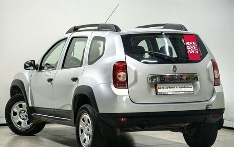 Renault Duster I рестайлинг, 2014 год, 885 000 рублей, 2 фотография