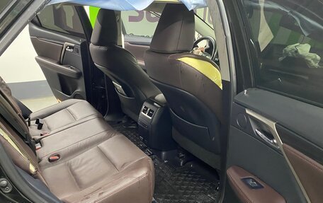 Lexus RX IV рестайлинг, 2019 год, 3 300 000 рублей, 14 фотография