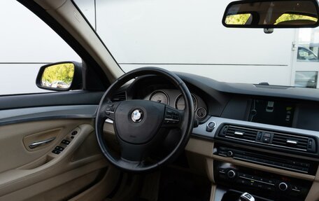 BMW 5 серия, 2012 год, 2 200 000 рублей, 24 фотография