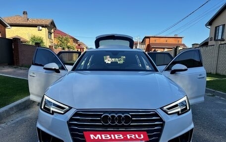 Audi A4, 2019 год, 3 280 000 рублей, 2 фотография